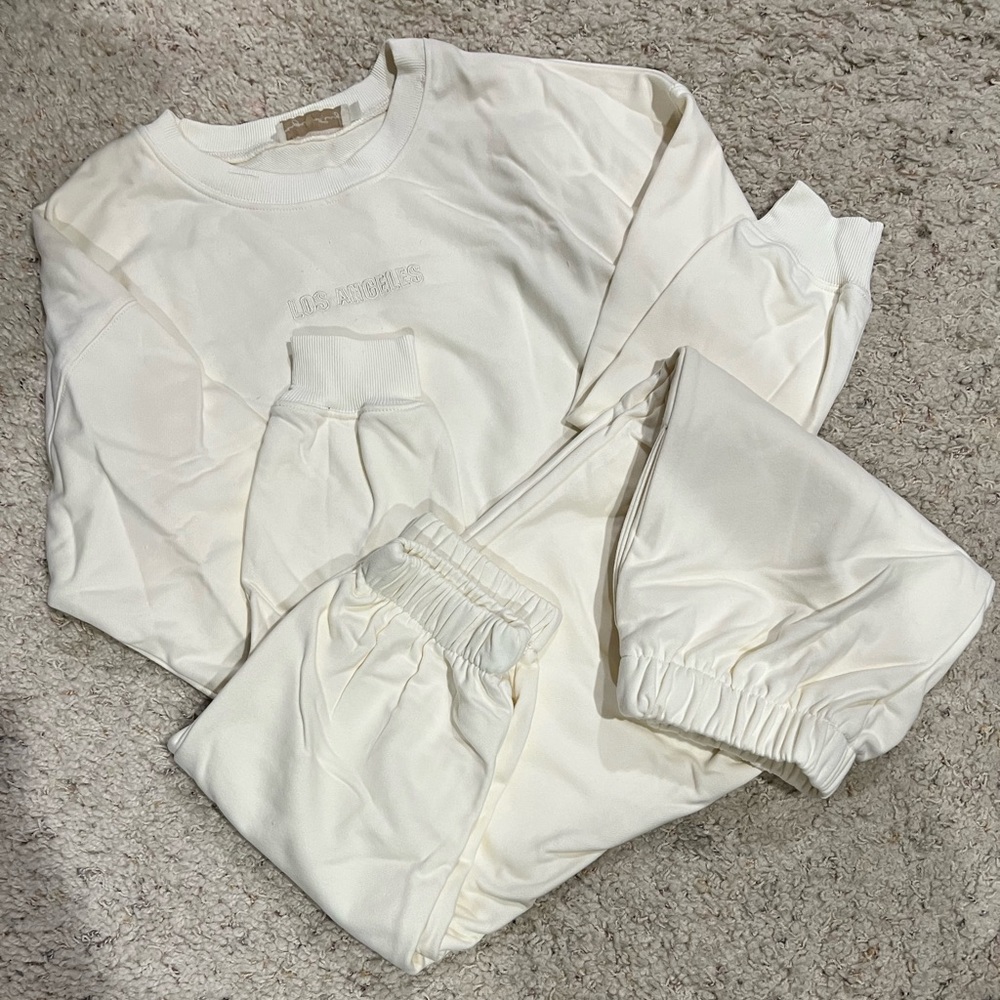 Dolls Kill Off White Los Angeles Set
